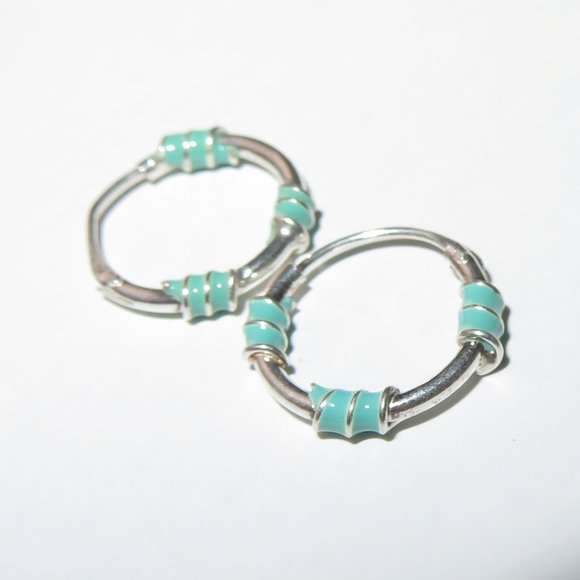 Sterling Silver Green Enamel Accents Hoops Huggies Earrings - Picture 1 of 12